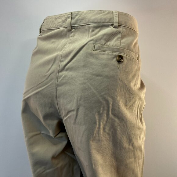 L.L. Bean Women's Favorite Fit Khaki Pants - Size 16 Petite - NWT - Picture 3 of 5